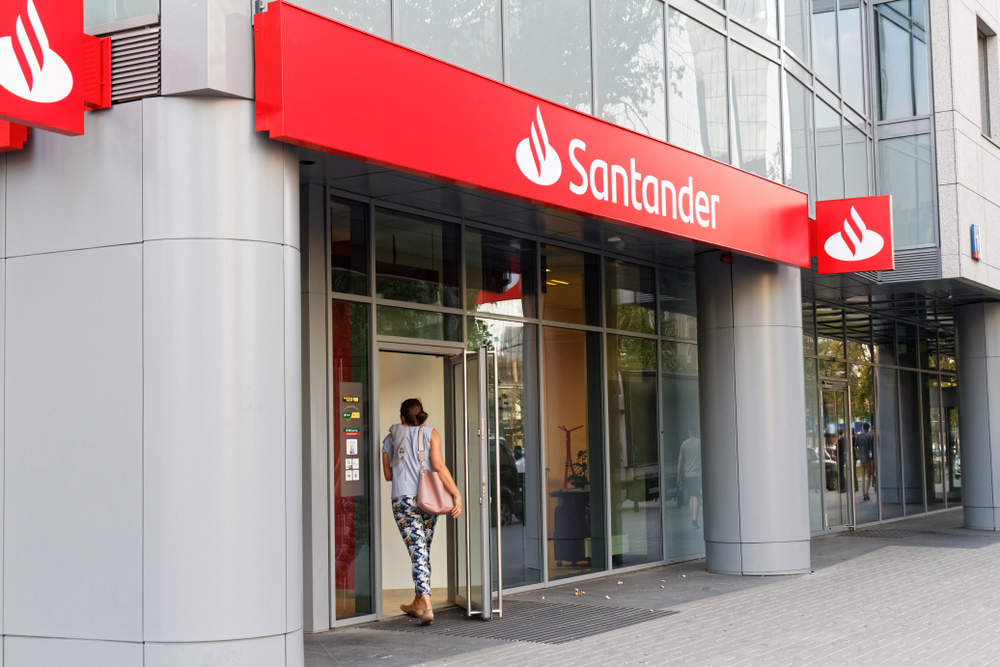 Santander Uk Sees Mobile Banking Users Double And Expects Further Rises
