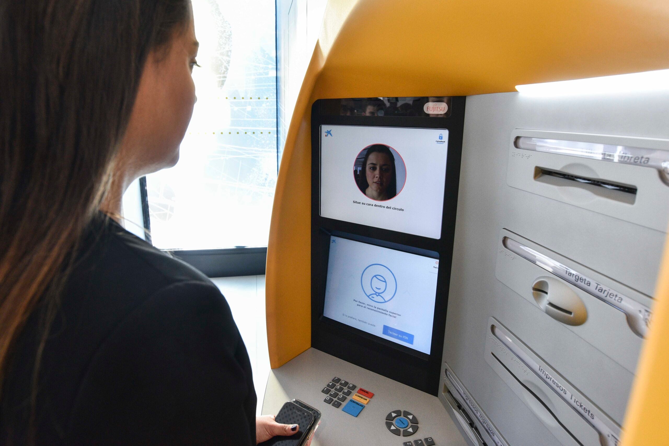 CaixaBank brings facial recognition to cash withdrawal for the first time