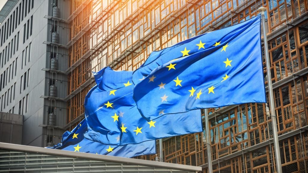 ECB sets out plan to simplify EU bank rules 